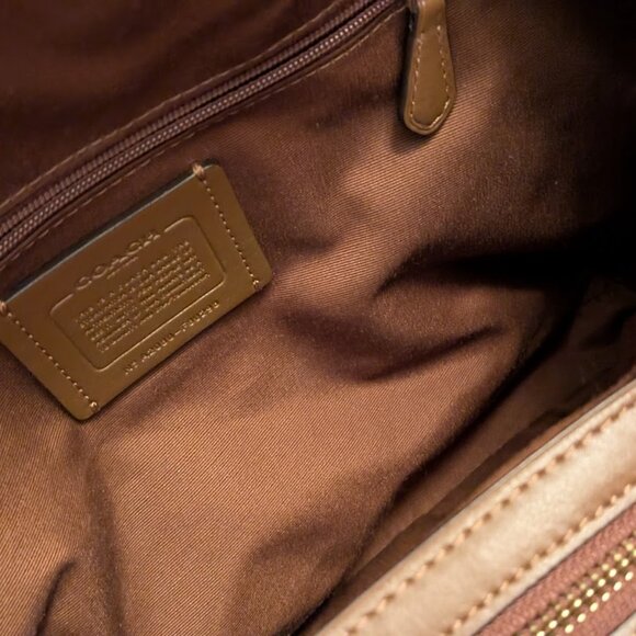 ⬇️PD⬇️O2 COACH Hallie Shoulder Signature Canvas (NWOT) - Picture 12 of 15